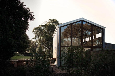 Ross Farm - Barn - Surfers Gold Coast 0