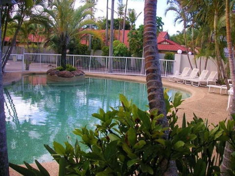 Runaway Bay Motor Inn - Surfers Gold Coast 1