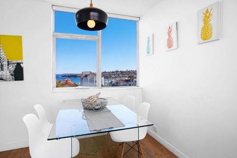 S16S - Bondi Vistas - Surfers Gold Coast 3
