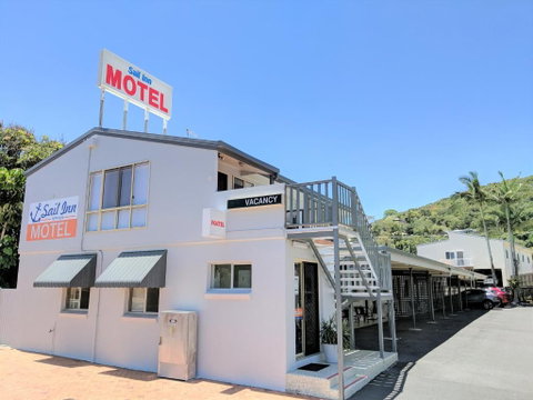 Sail Inn Motel - Surfers Gold Coast 0