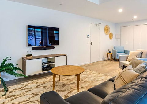 Salt 7 Spacious Luxury In Sorrento Walk To The Beach - Surfers Gold Coast 1