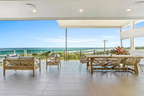 Saltwater, Sunrise Beach - Surfers Gold Coast 3