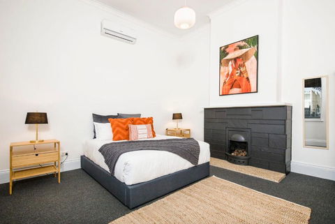 Salty Pines - 3BR House Glenelg South - Surfers Gold Coast 1