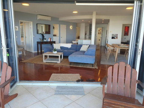 Sanbah-Surf, Views, Beach - Surfers Gold Coast 1