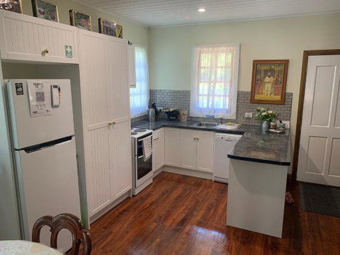 Sancreed Cottage - Surfers Gold Coast 3