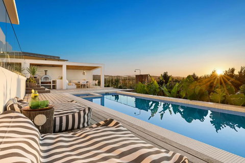 Sanctuary Spaces - Sundowner - Surfers Gold Coast 1