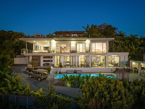 Sanctuary Spaces - Sundowner - Surfers Gold Coast 0