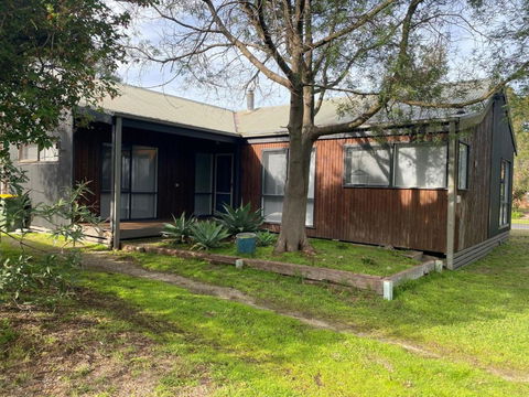 Sanders Beach House - Surfers Gold Coast 0