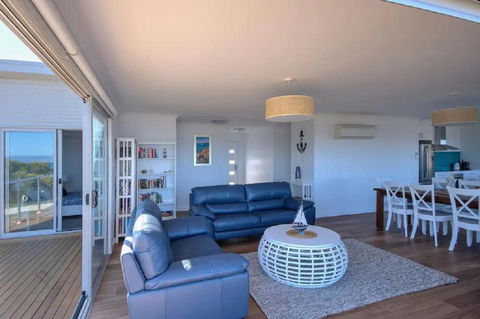 Sandbar Beach House - Surfers Gold Coast 2