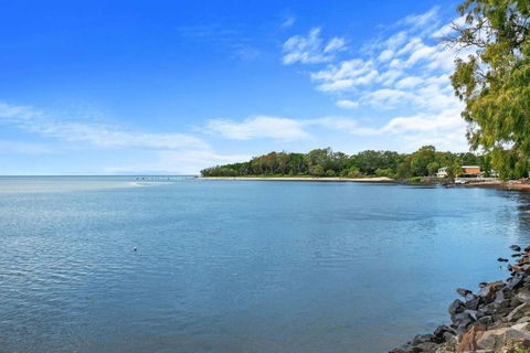 Sandbar On Moreton 5 Bedroom - Surfers Gold Coast 0