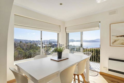 Sandcastle At Sandy Bay Perfect Location Views - Surfers Gold Coast 2