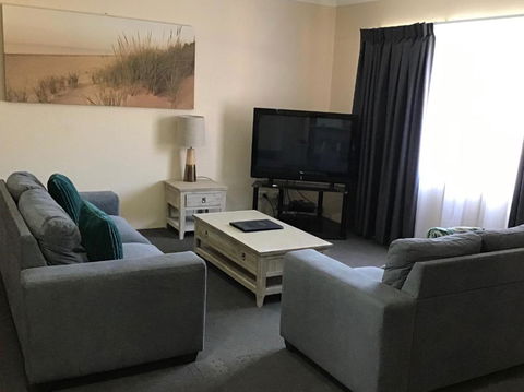 Sandcastles Holiday Apartments - Surfers Gold Coast 3