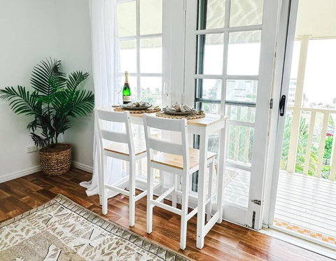 Sandhaven Bungalow - Surfers Gold Coast 2