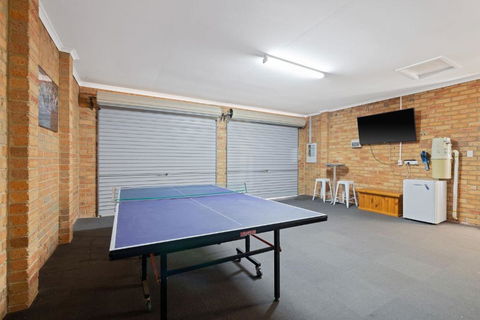 Sandy Beach House Cowes - Surfers Gold Coast 1