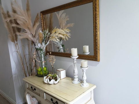 Snug & Cozy Ensuite In A New House - Surfers Gold Coast 3