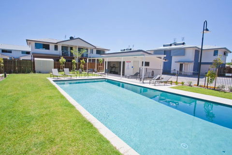 Stonewood Villas - Surfers Gold Coast 1