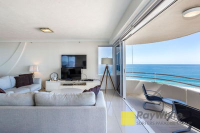 Stunning OCEAN VIEWS in 2 Bedroom Unit at Zenith - Q Stay