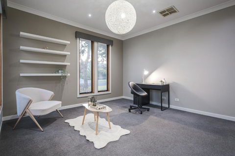 Superior 4br2ba Home In Greenvale - Surfers Gold Coast 3