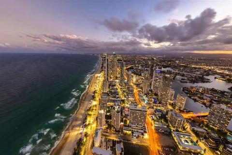 Surfers Beachside Luxury - Stunning Panoramic View - Surfers Gold Coast 0