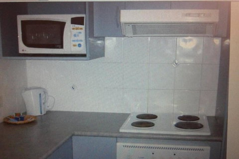 Surfers Paradise - 1 Bedroom Fully Furnished Apt - Surfers Gold Coast 3