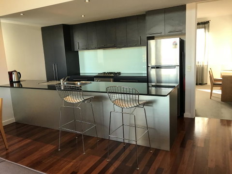 Beachside Apartments Bonbeach - Surfers Gold Coast 2