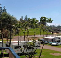 Beachside Getaway - 150m to beach - Surfers Gold Coast