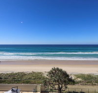 Beachside Tower Apartments - Surfers Gold Coast
