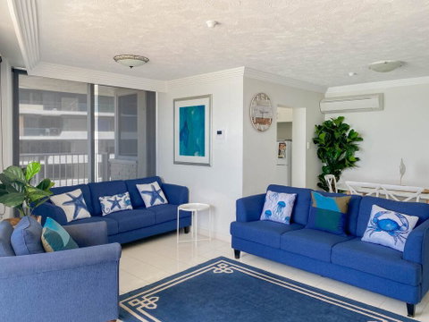 Beachside Tower Apartments - Surfers Gold Coast 2