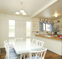 Beachwalk Cottage - Surfers Gold Coast
