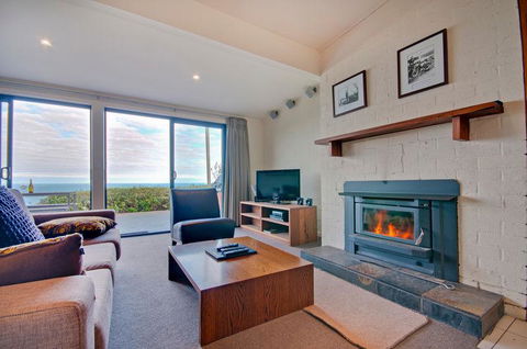 Beacon Point Ocean View Villas - Surfers Gold Coast 2