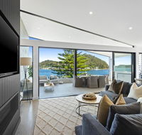 Beauty on Booker Bay - Surfers Gold Coast