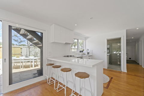 Beleura By The Beach - Surfers Gold Coast 2