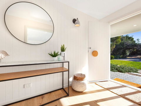 Bella Casa - Luxury Boutique Holiday Home With Heated Pool! - Surfers Gold Coast 1