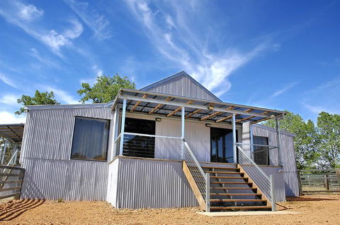 Black Sheep Inn - Surfers Gold Coast 0