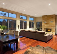 Blue Cliff Retreat - Surfers Gold Coast