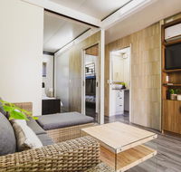 Blue Sapphire Village - Surfers Gold Coast
