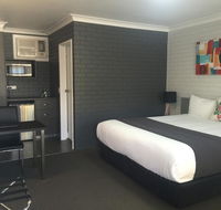 Blue Violet Motor Inn - Surfers Gold Coast