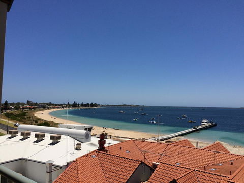 Boardwalk By Rockingham Apartments - Surfers Gold Coast 0