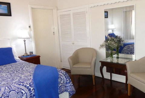 Boathouse Bunbury Bed & Breakfast - Surfers Gold Coast 1