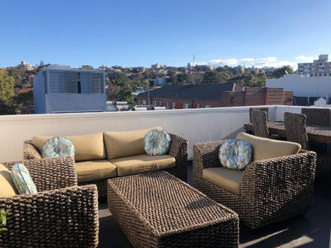 XQ Collection La Casa De Frida - Modern Studio With Balcony - Surfers Gold Coast 1