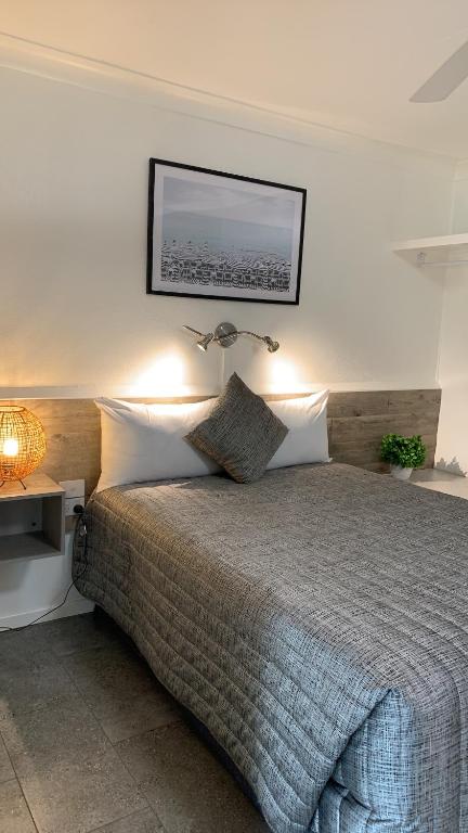 Y Motels Kingaroy - Surfers Gold Coast 2
