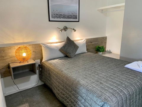 Y Motels Kingaroy - Surfers Gold Coast 1