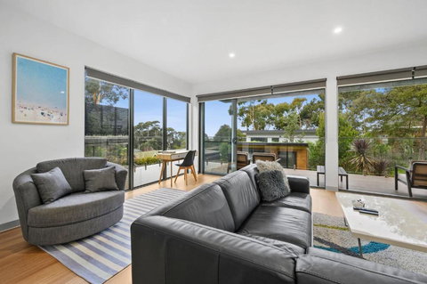 Zahra Lodge - Surfers Gold Coast 2