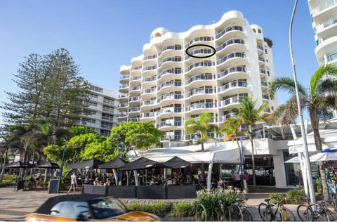 Zanzibar 902-Premium Ocean View - Surfers Gold Coast 1