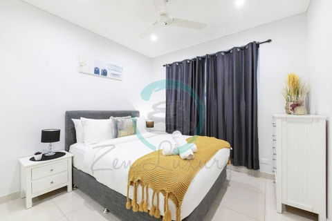 ZEN Central Bliss 2BR Holiday Retreat In The CBD - Surfers Gold Coast 2