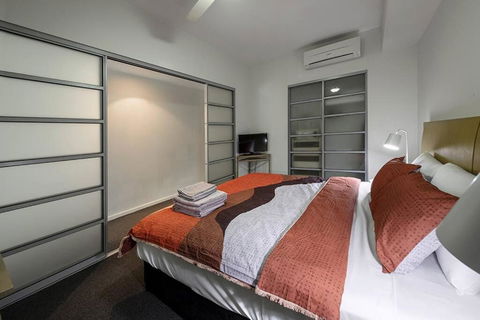 ZEN CITY & SEA Executive 1-BR Suite In Darwin CBD - Surfers Gold Coast 3