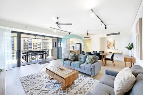 ZEN Oceania - 2BR Ocean View - Surfers Gold Coast 0