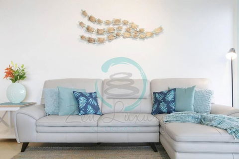 ZEN POINT PENTHOUSE 3-BR Executive W/front Retreat - Surfers Gold Coast 2