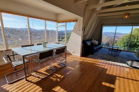 Zenith Lodge - Surfers Gold Coast 0