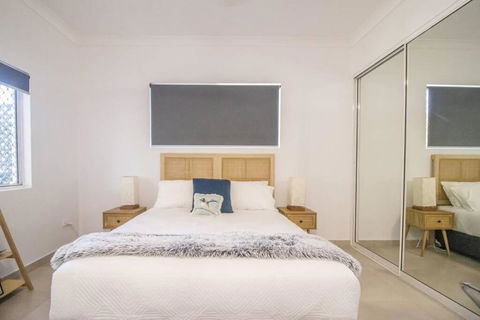 ZEN GARDEN - COZY 2-BR + Modern Design W/ Aircon - Surfers Gold Coast 1